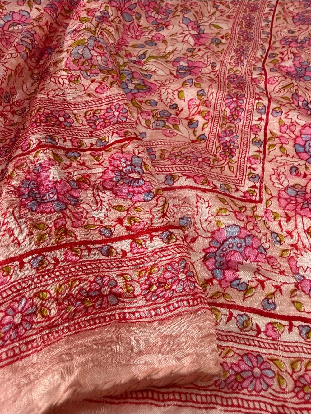 Vintage Delicate Pink Floral Silk Scarf 🧣 Hand Rolled edges 30”x34”